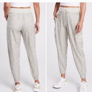 Athleta joggers